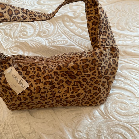 NWT Neimans Marcus Leopard Shoulder Bag - Picture 3 of 11